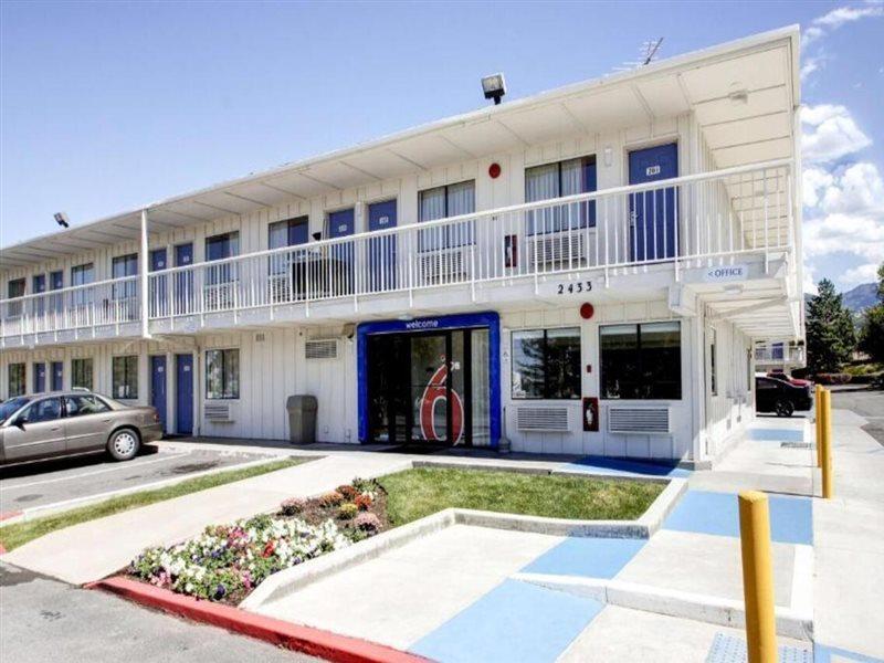 Park Inn By Radisson, 우즈크로스 외부 사진